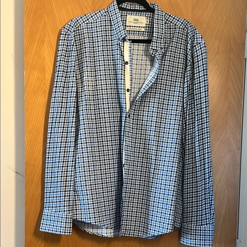 Men's Blue and White Checkered Casual Button Down Shirt